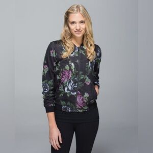 PRE-OWNED LULULEMON ATHLETICA Reversible Floral Black Women's Jumpsuit